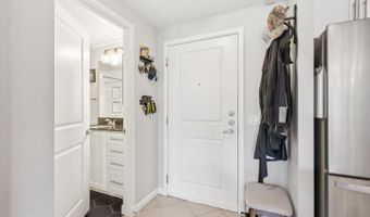 1021 N GARFIELD St #316, Arlington, VA 22201