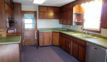 607 Lincoln, Ackley, IA 50601