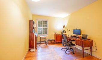 17 Hoyt Rd, Bethel, CT 06801