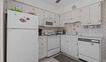 2008 E Fort Macon Rd E H-13, Atlantic Beach, NC 28512