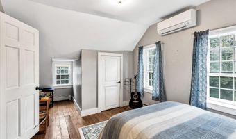 203 County Rd, Bourne, MA 02532