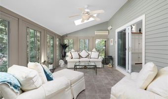 8 Princess Pine Rd, Lincoln, RI 02865