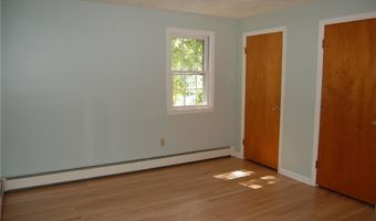 109 Suffolk Dr, North Kingstown, RI 02852