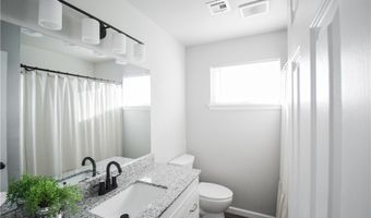 1306 SE C St, Bentonville, AR 72712