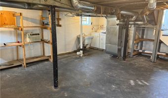 1719 E 48th St, Ashtabula, OH 44004