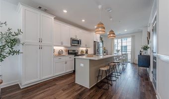 515 Burton Dr #807, Alpharetta, GA 30009