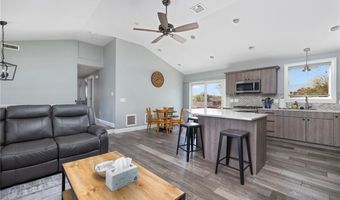 26 Leawood Dr, Cranston, RI 02920
