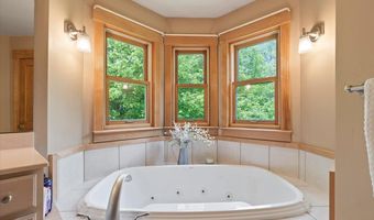 100 Overview, Cambridge, VT 05464