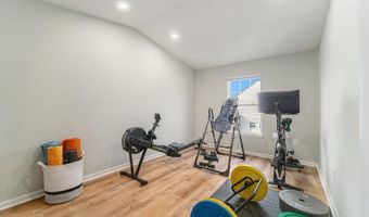 1043 Maiden Ln, Ann Arbor, MI 48105