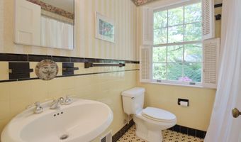 5804 ABERDEEN Rd, Bethesda, MD 20817