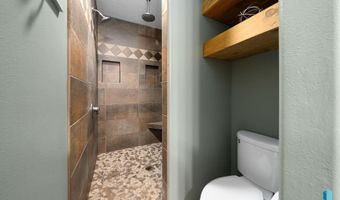 212 N Fairway Dr, Brandon, SD 57005