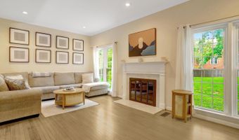 18 S MONTANA St, Arlington, VA 22204