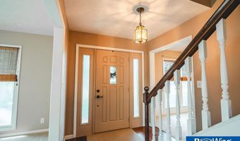 2105 N St St, Aurora, NE 68818