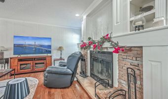 208 Catfish Landing Cir, Bonneau, SC 29431