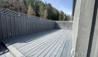 7042 Oak St, Bonners Ferry, ID 83805