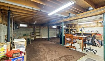 7 Hawthorn Cir, Albany, NY 12203