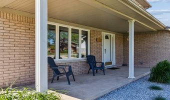 7253 Flamingo Rd, Algonac, MI 48001