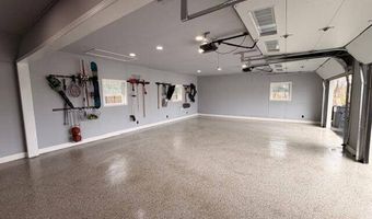 917 McDonald Dr, Amsterdam, NY 12070
