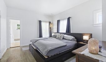 24051 NE AIRPORT Rd, Aurora, OR 97002