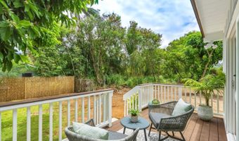 679 Kihapai St D, Kailua, HI 96734