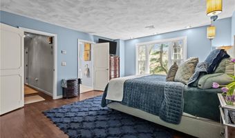 1340 Waterford Dr, East Greenwich, RI 02818