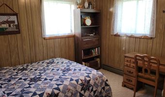 607 11 S Main St, Cascade, ID 83611