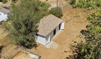 1094 Hillcrest View Ln, Fallbrook, CA 92028