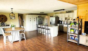 29 Left Fork Bear Track Rd, Beattyville, KY 41311