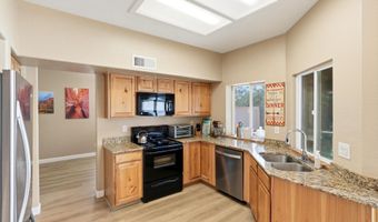 4578 W SHANNON St, Chandler, AZ 85226