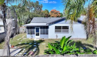 221 DOROTHY St, Auburndale, FL 33823