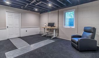 3005 Oakwood St, Ann Arbor, MI 48104