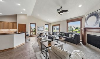 1203 NE 47th St, Ankeny, IA 50021