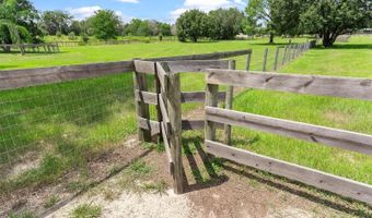 18525 LAKE Rd, Altoona, FL 32702