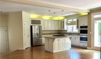 980 Gutter Ct, Alpharetta, GA 30022