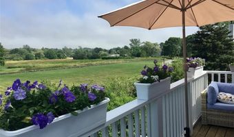307 Corey Ln, Middletown, RI 02842