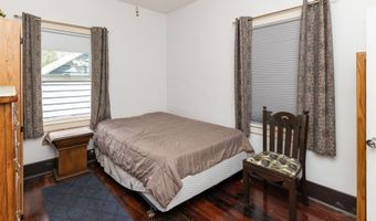 526 SW Walnut St, Ankeny, IA 50023