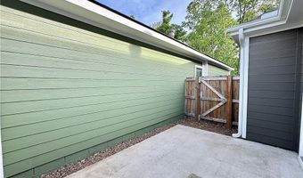 708 NE Heights Ln, Bentonville, AR 72712