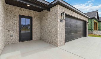 6706 High Meadow Blvd, Bentonville, AR 72713