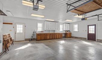 664 Seashore Dr, Atlantic, NC 28511