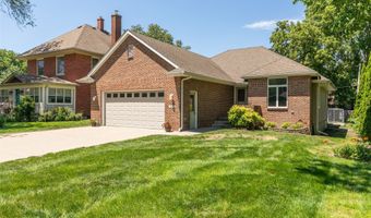 1412 Court St, Adel, IA 50003