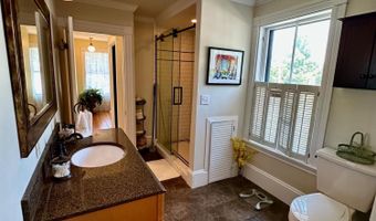 23 Holland St, Bangor, ME 04401