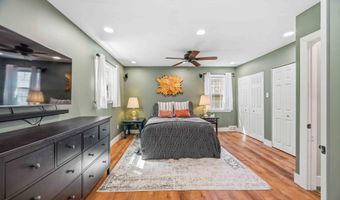 2452 ARLINGTON Ave, Abington, PA 19001