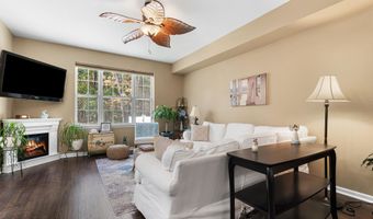 254 Hawthorne Ln, Barnegat, NJ 08005