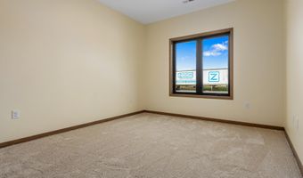 1716 N 18th St, Aberdeen, SD 57401