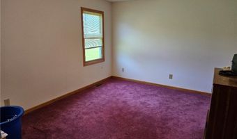7071 Clark Rd, Atwater, OH 44201