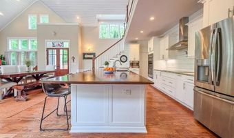 14 Allatoona Estates Dr SE, Acworth, GA 30102