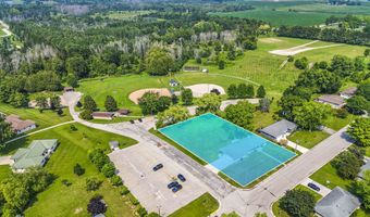 325 W GREENFIELD Ave, Algoma, WI 54201
