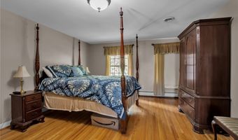 64 Dan Troy Dr, Amherst, NY 14221