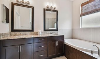 5222 CLOVER MIST Dr, Apollo Beach, FL 33572