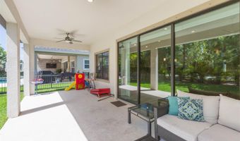 6331 VOYAGERS Pl, Apollo Beach, FL 33572